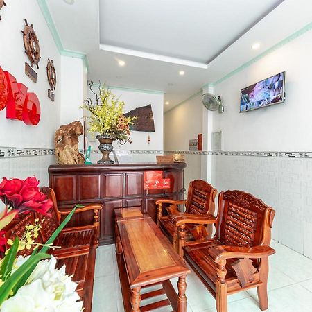 Oyo 828 Hoa Giay Hotel Να Τρανγκ Εξωτερικό φωτογραφία
