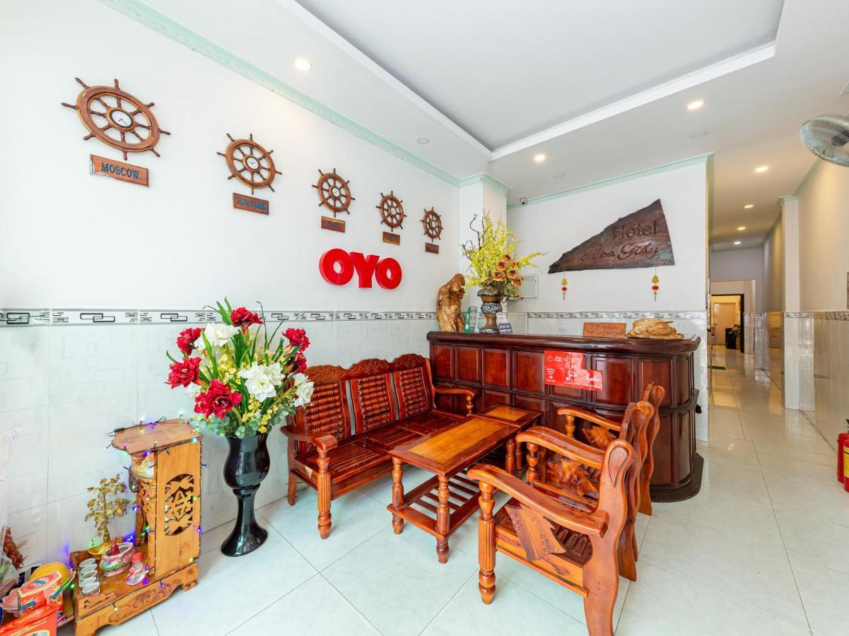 Oyo 828 Hoa Giay Hotel Να Τρανγκ Εξωτερικό φωτογραφία