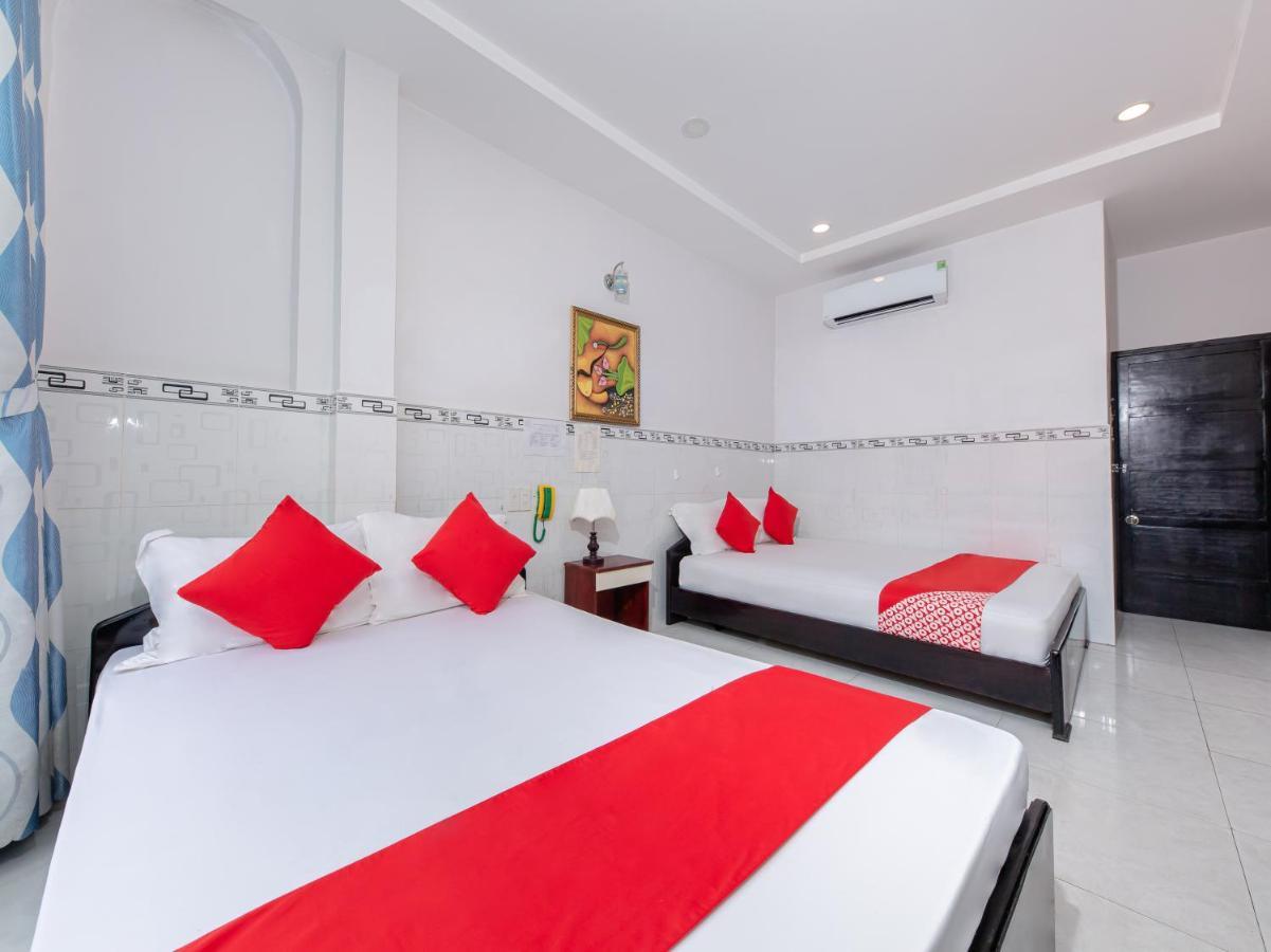 Oyo 828 Hoa Giay Hotel Να Τρανγκ Εξωτερικό φωτογραφία